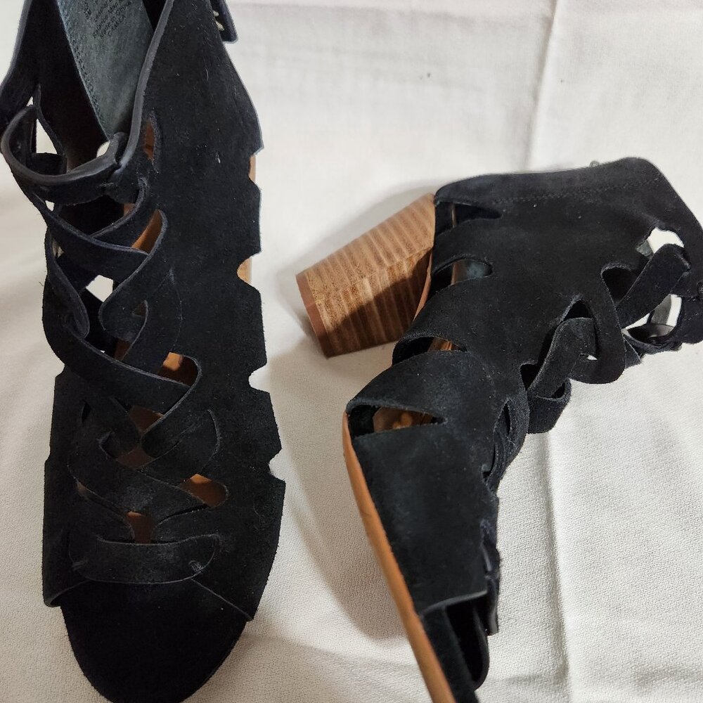 women's shoes